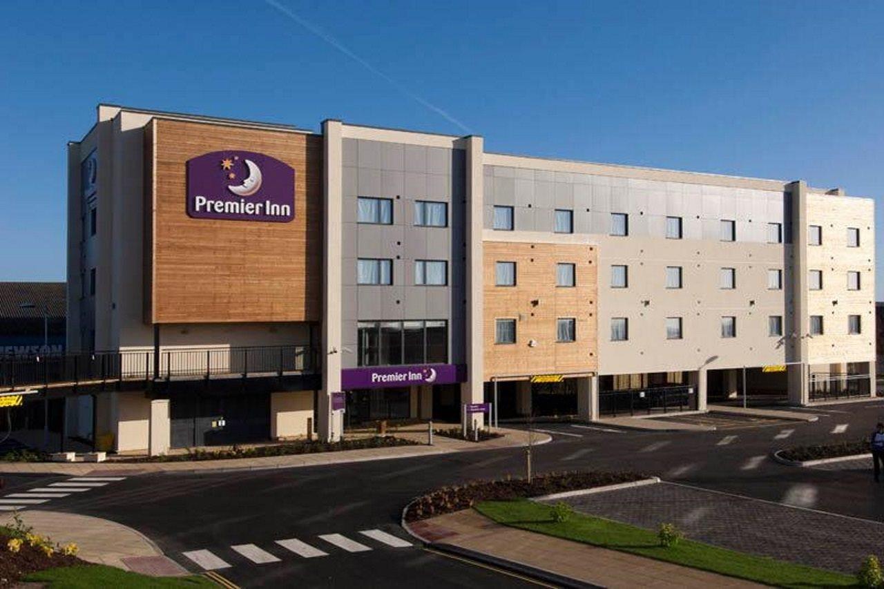 Premier Inn Newton Abbot Exterior photo