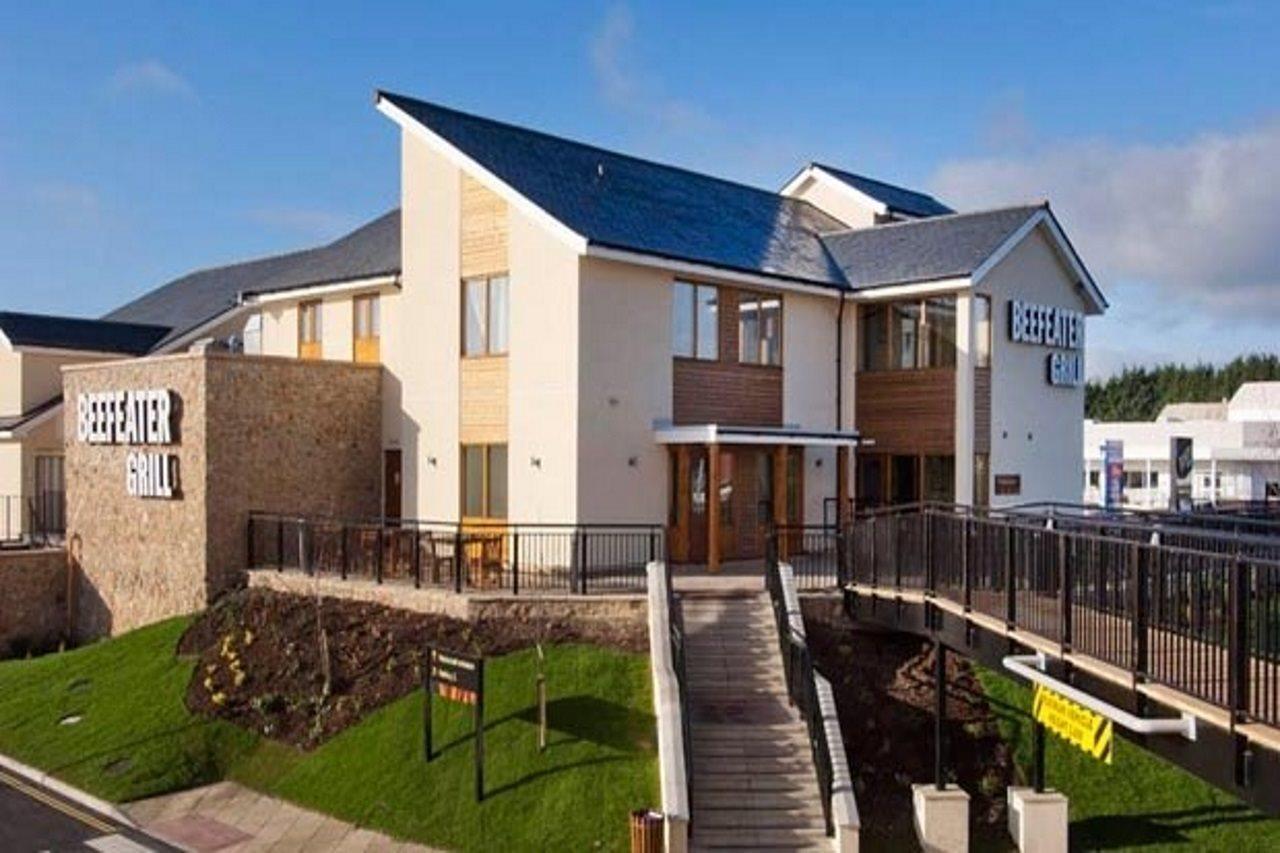 Premier Inn Newton Abbot Exterior photo